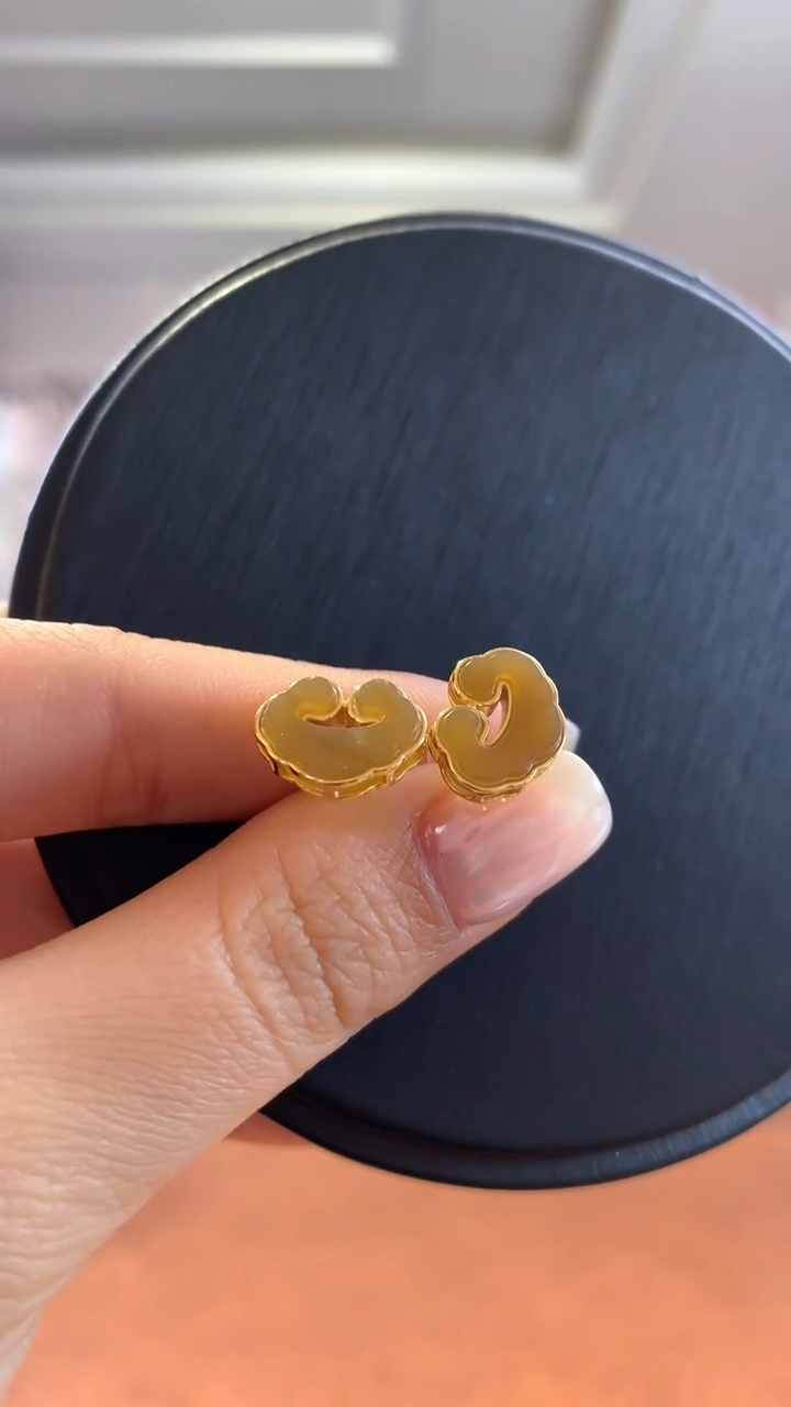 银S925镶嵌和田玉挂件且末糖如意耳钉