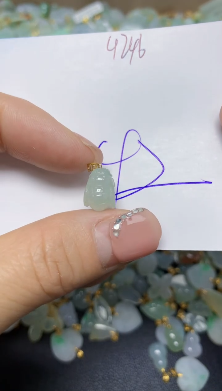 【闪购商品】翡翠挂件18K金镶嵌 天然翡翠A货