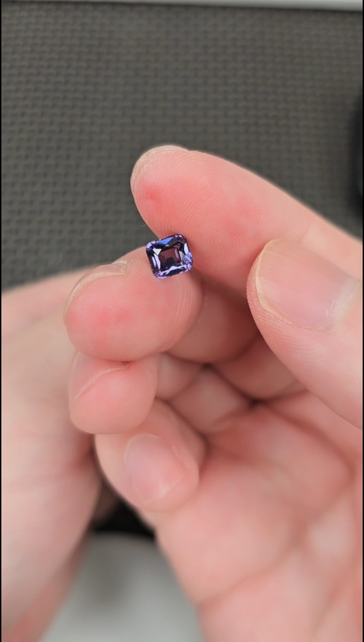 【闪购商品】尖晶石裸石未镶嵌1-B012042