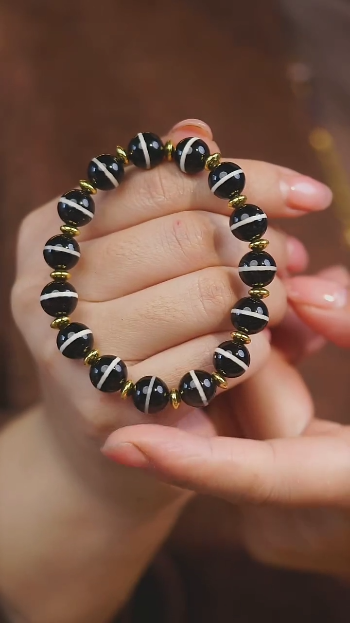 【闪购商品】玛瑙/玉髓手串未镶嵌多样性发其一