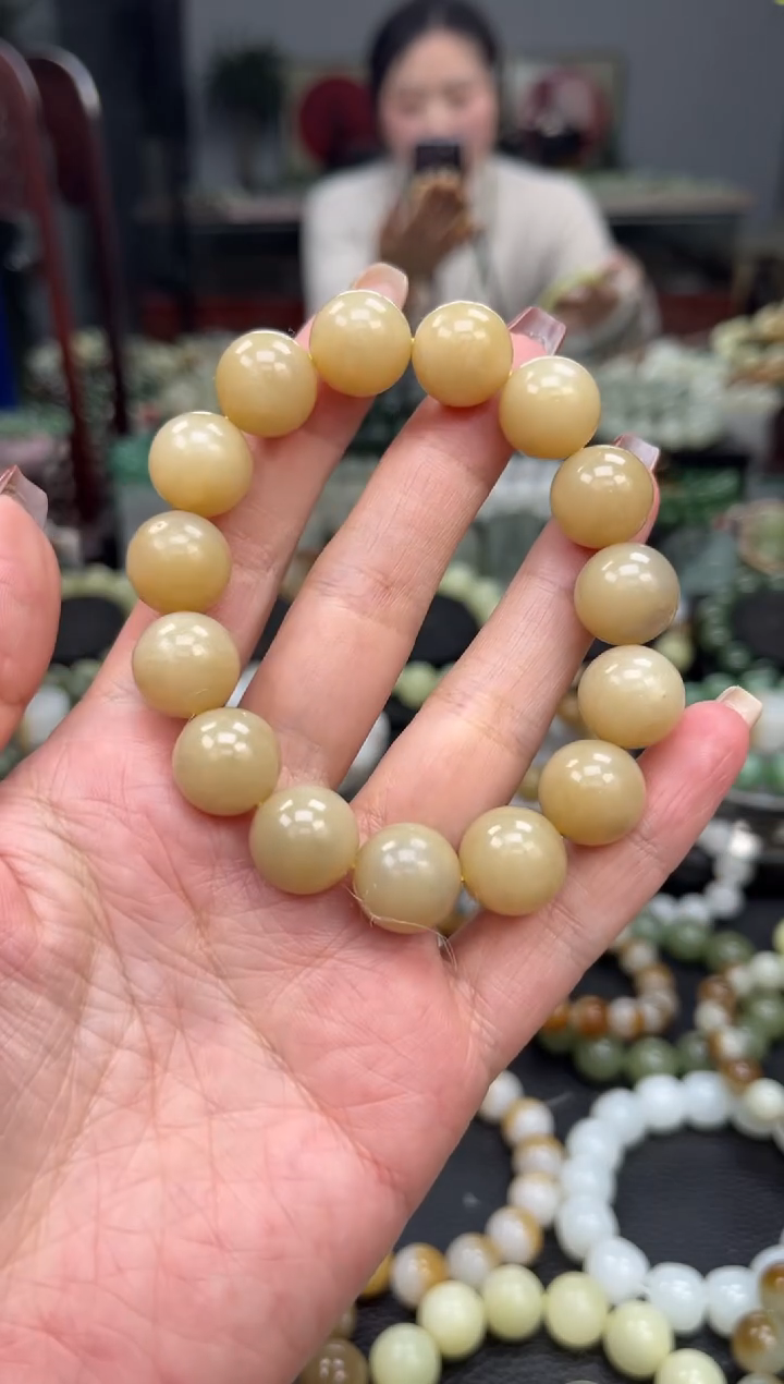 【闪购商品】和田玉手串未镶嵌新疆且末蜂蜜糖卡14