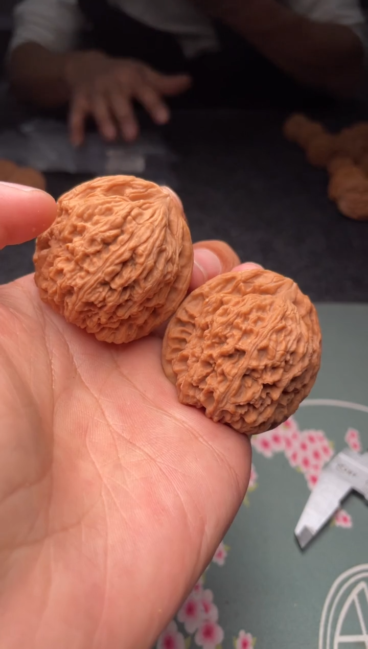 把件文玩核桃a307   南疆石    40尺