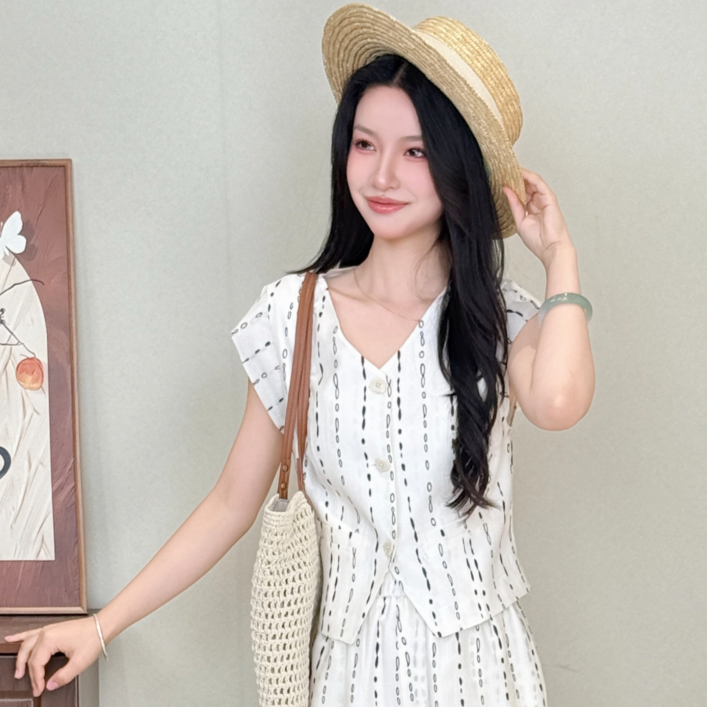 蔡小姐极简老钱风女2025夏新款时髦洋气白色亚麻水滴条纹气质上衣