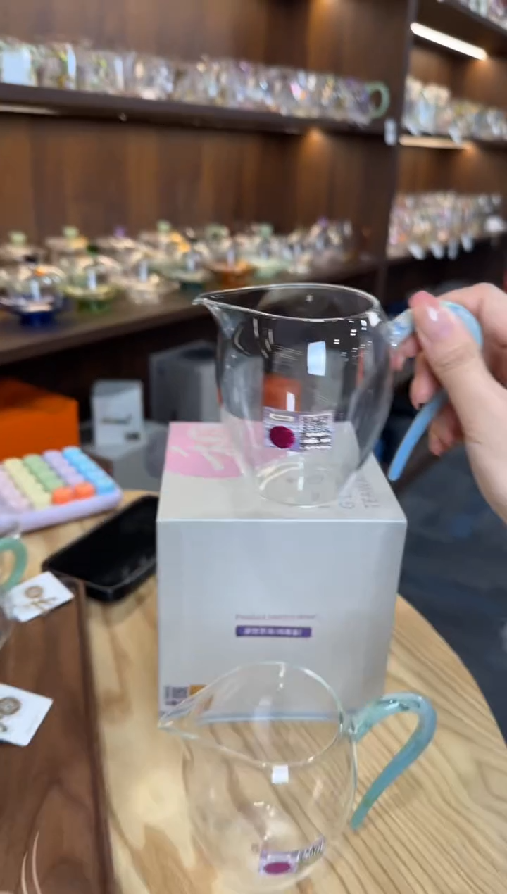 抖***.禾器 怡然月白