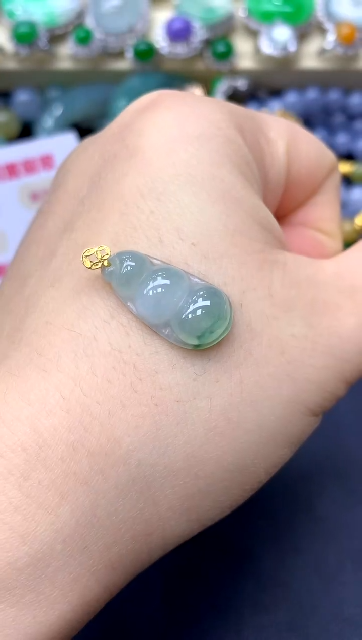颈饰18K金镶嵌翡翠46 -中国好珍宝