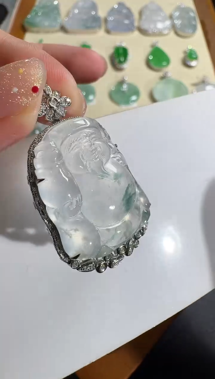 【闪购商品】翡翠吊坠(不含链)18K金镶嵌【源头工厂】钻石镶嵌