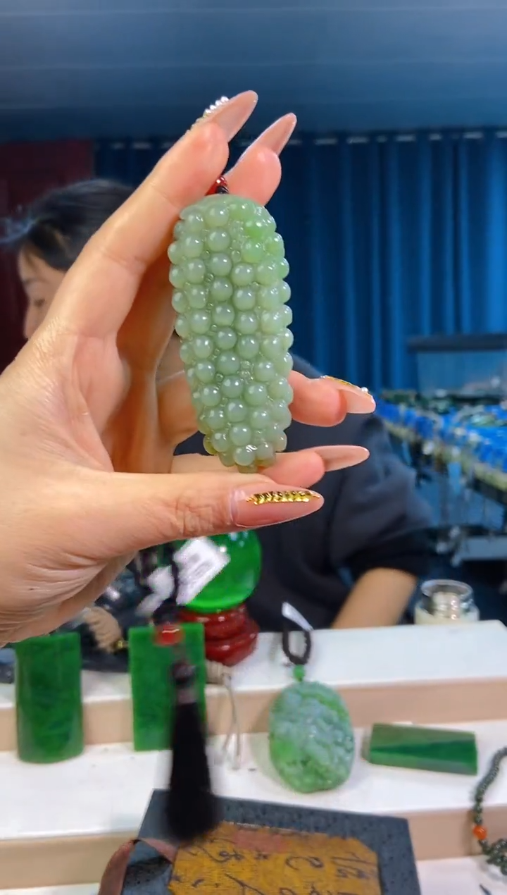 【闪购商品】和田玉挂件未镶嵌1