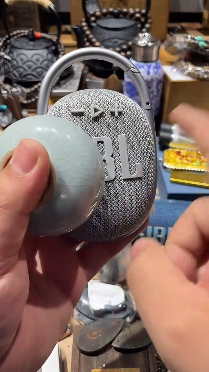 瓷片闪购商品 如图所示