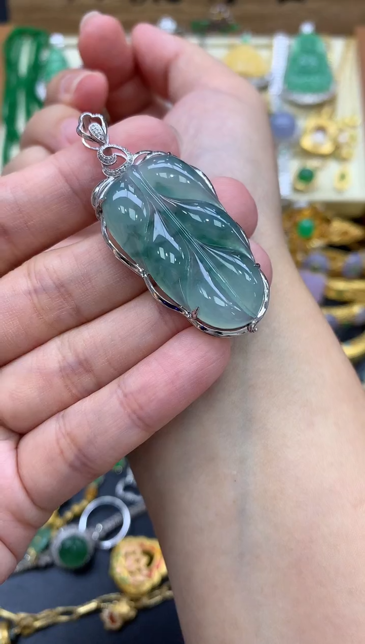 翡翠18K金镶嵌颈饰374-中国好珍宝