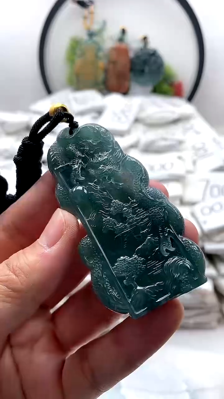 【闪购商品】翡翠颈饰未镶嵌山水龙牌