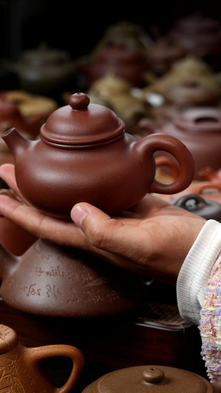 底槽清微瑕半手180       