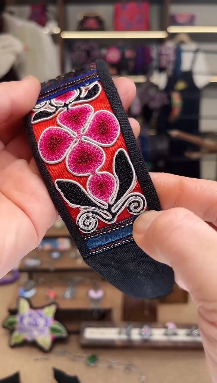 织绣A22黔东南苗族刺绣