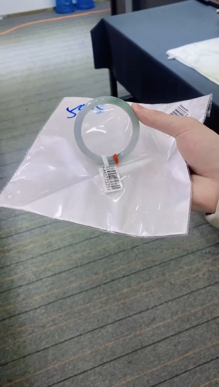 【闪购商品】翡翠手镯未镶嵌
