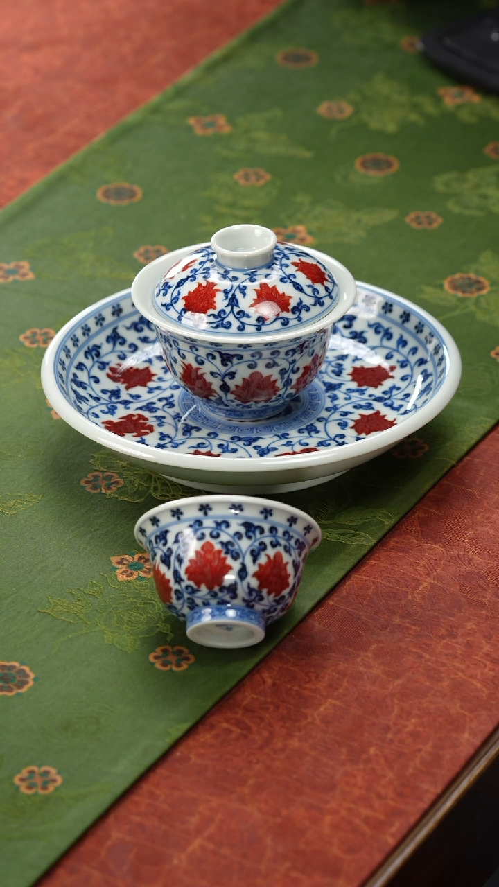 屹朴缠枝三件买买买买买买