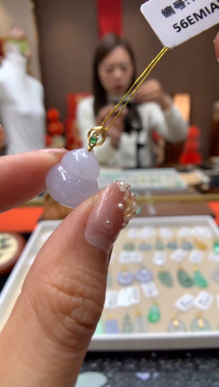 【闪购商品】翡翠颈饰18K金镶嵌葫芦