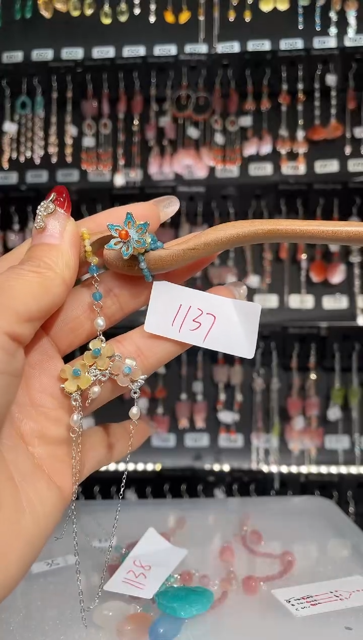 【闪购商品】紫晶耳饰银S925镶嵌喜欢拍