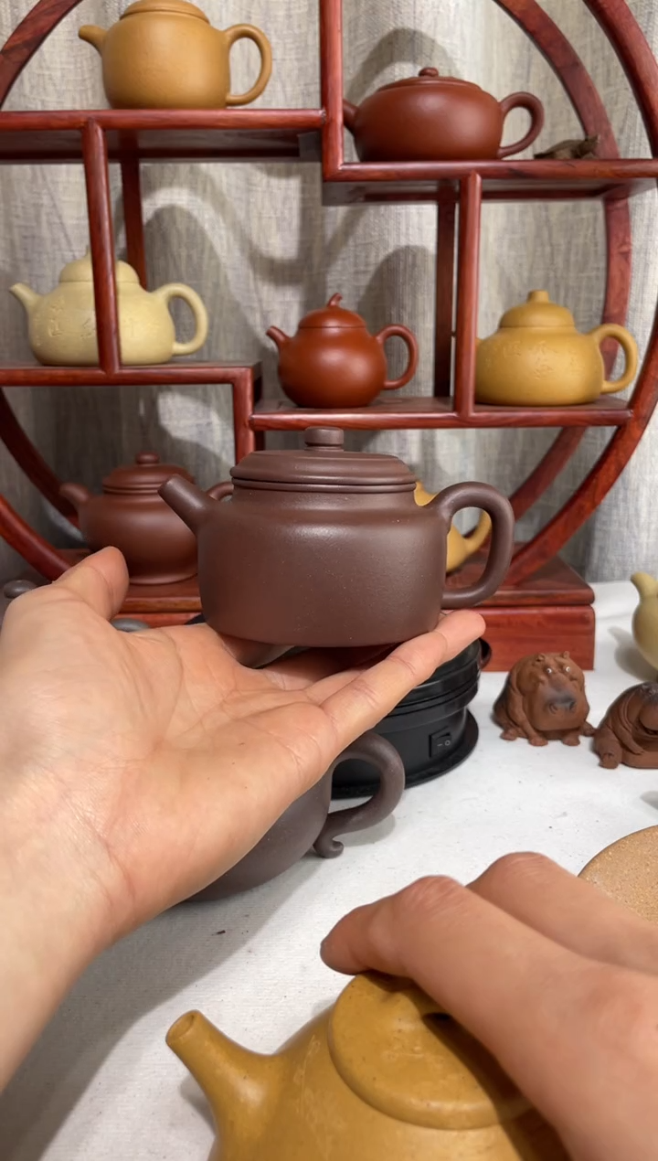 【闪购商品】紫砂茶壶台西底槽青大亨德钟