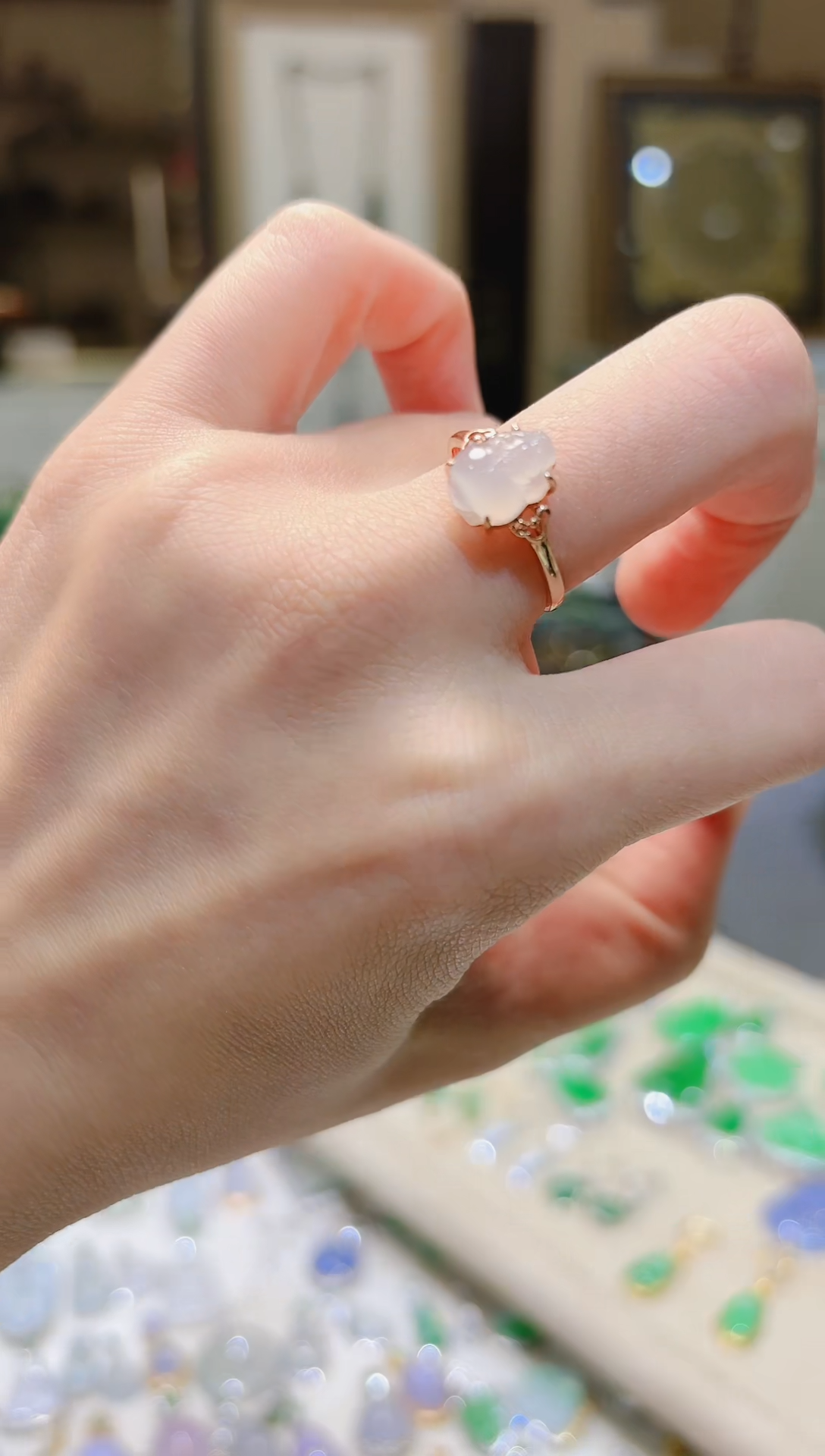 【闪购商品】翡翠戒指18K金镶嵌白貔貅翡翠戒指F