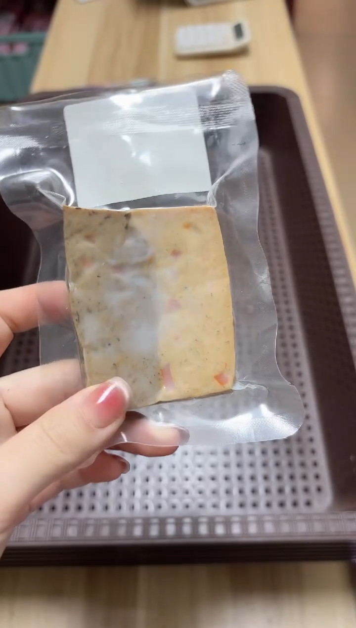 小桃家鸡鸭双拼松糕1个