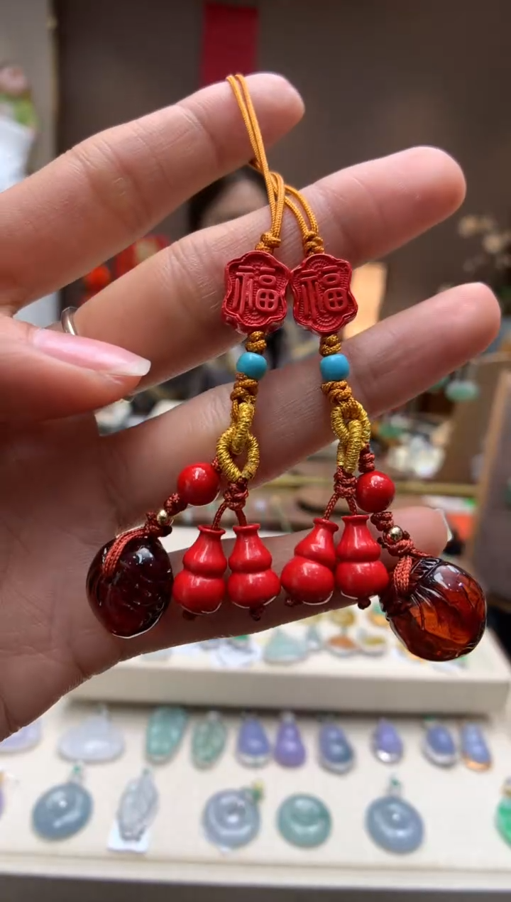 【闪购商品】翡翠颈饰未镶嵌手机挂多样性发一件