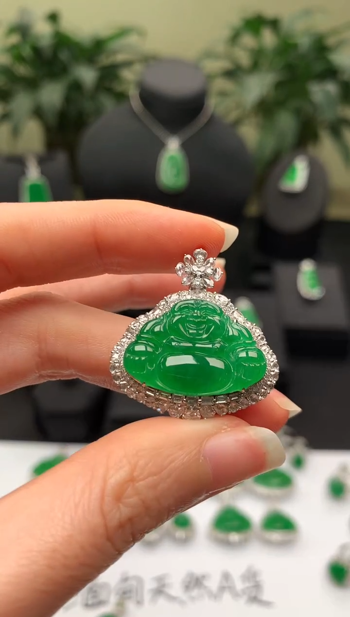 【闪购商品】翡翠颈饰18K金镶嵌佛公