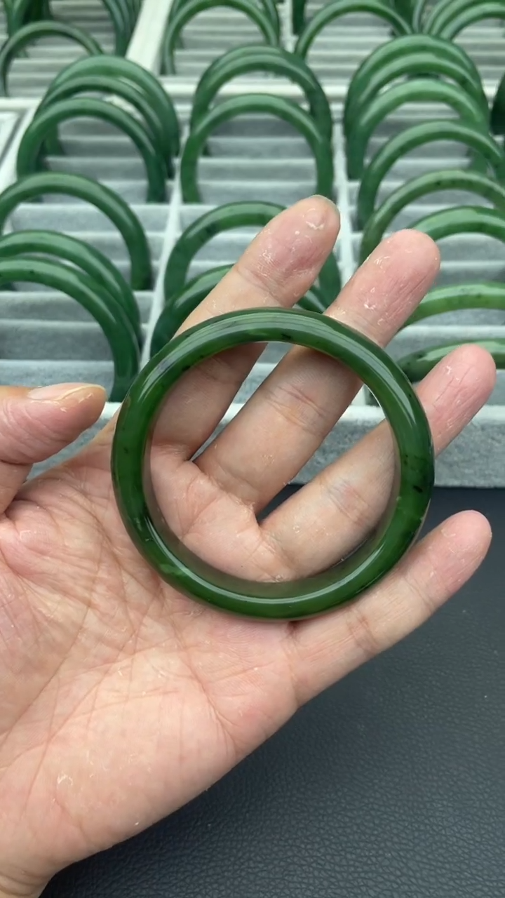 未镶嵌手镯和田玉（碧玉）59-60.5