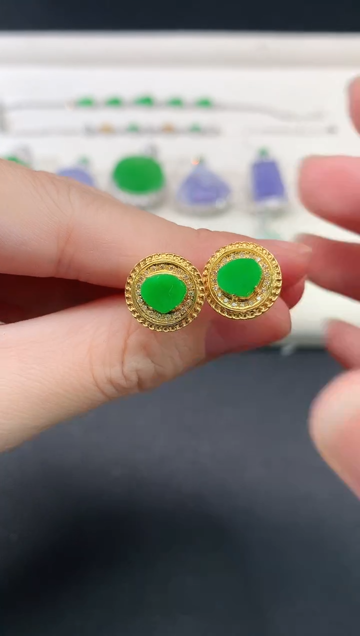 18K金镶嵌翡翠耳饰|4980