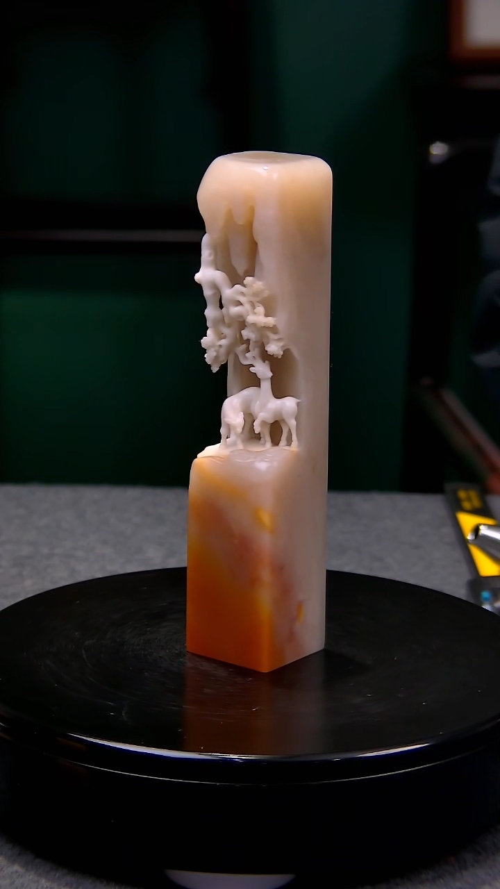 【闪购商品】老挝石多彩双鹿齐眉雕钮