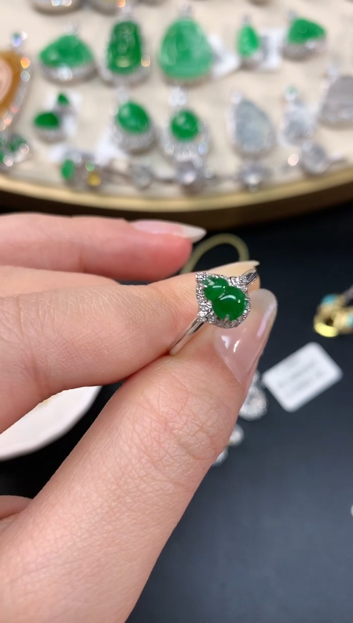 【闪购商品】翡翠戒指18K金镶嵌戒指A64|2380