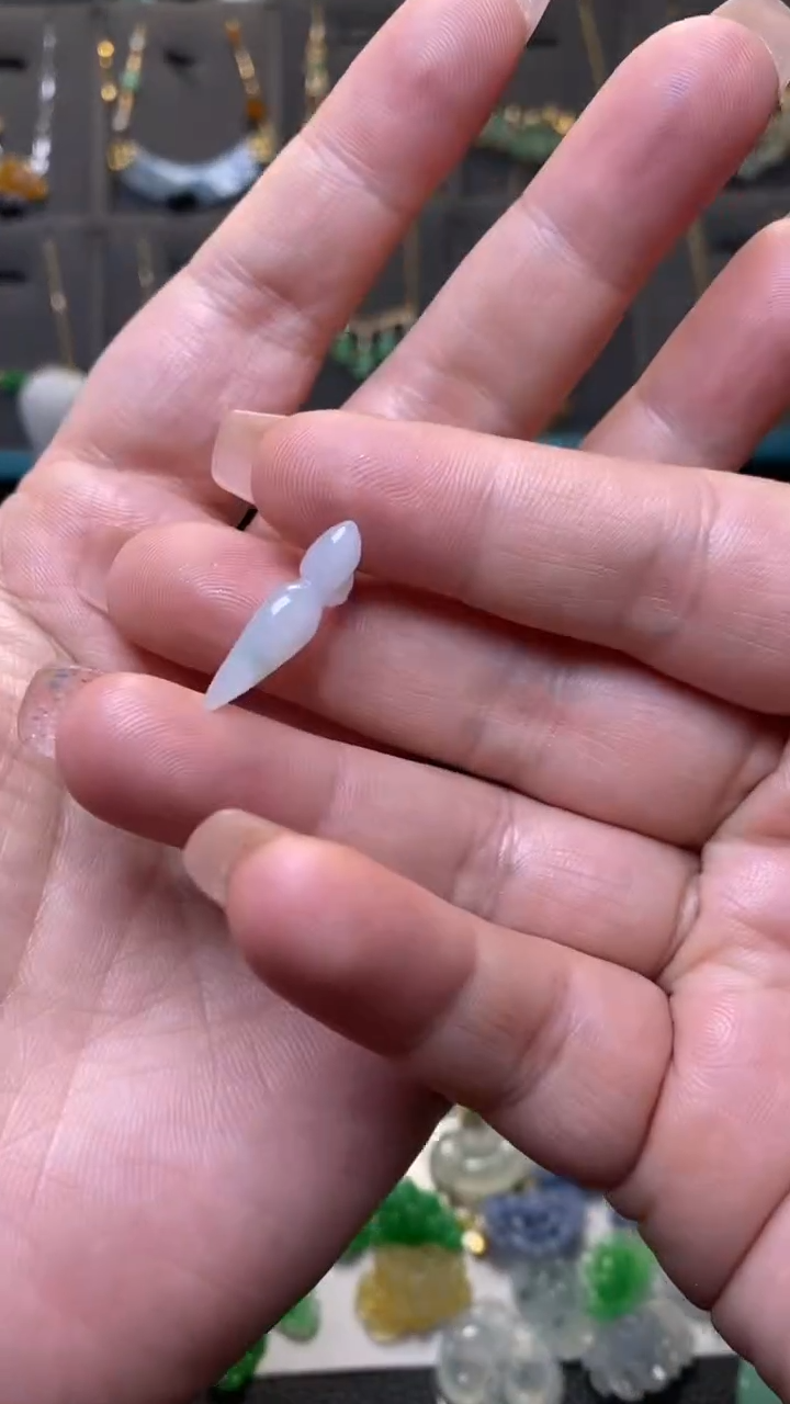 颈饰未镶嵌翡翠净货39841