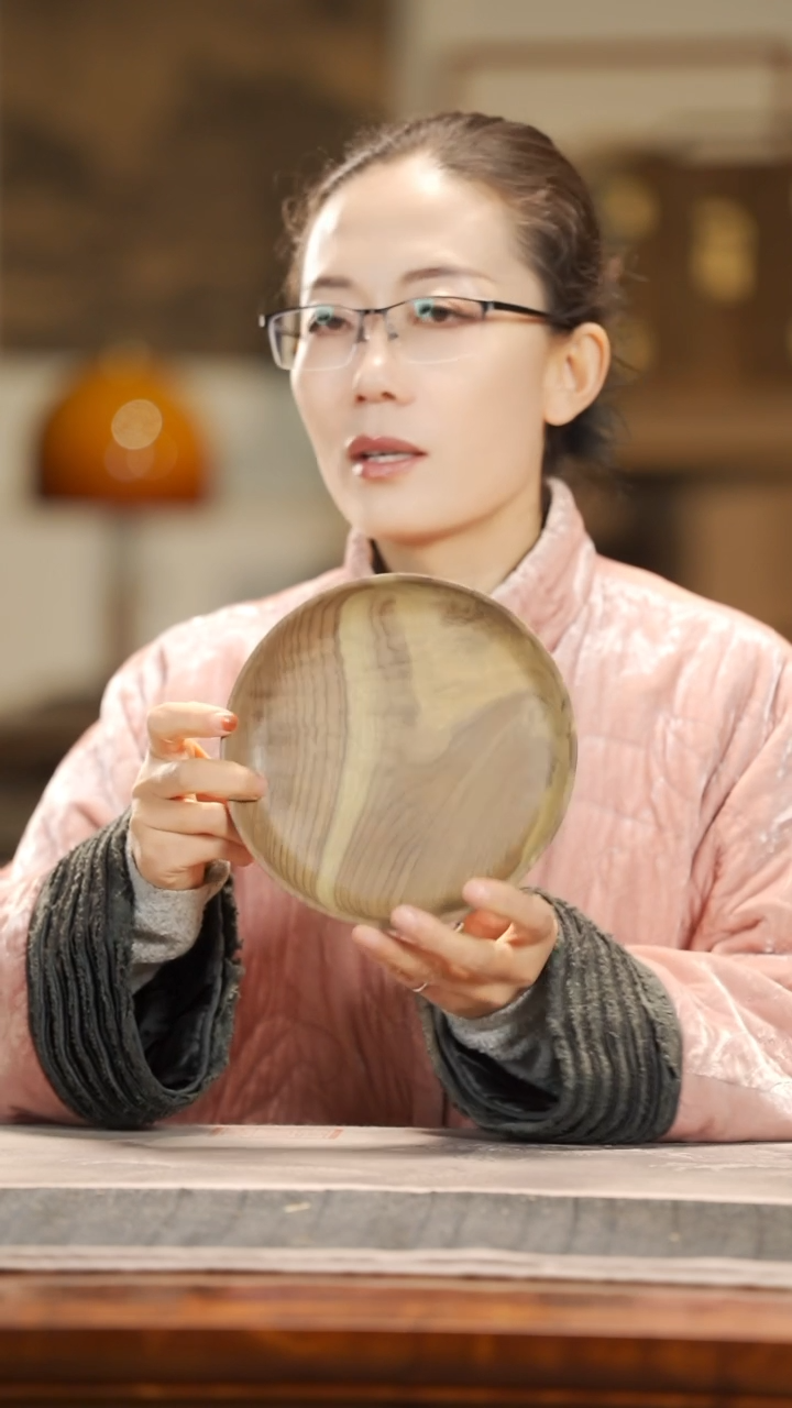 【闪购商品】金丝楠木雕030原木点心盘