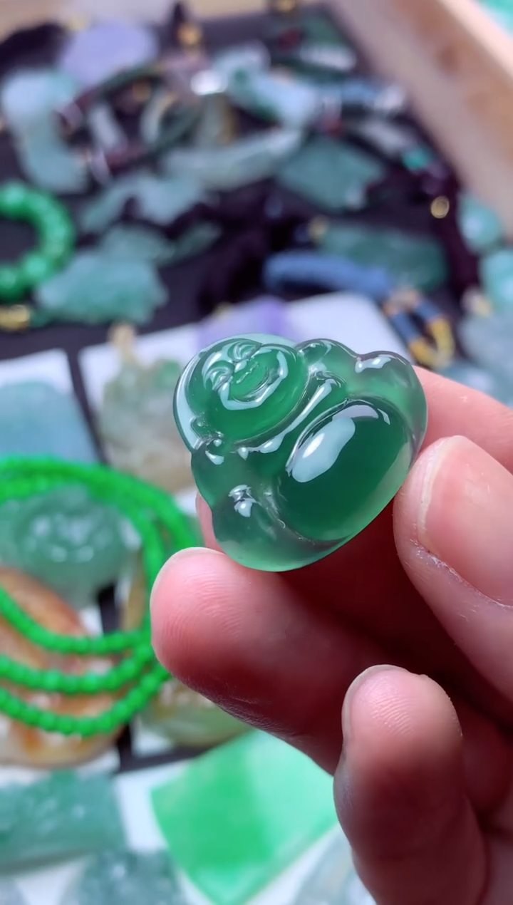 翡翠未镶嵌颈饰天然翡翠