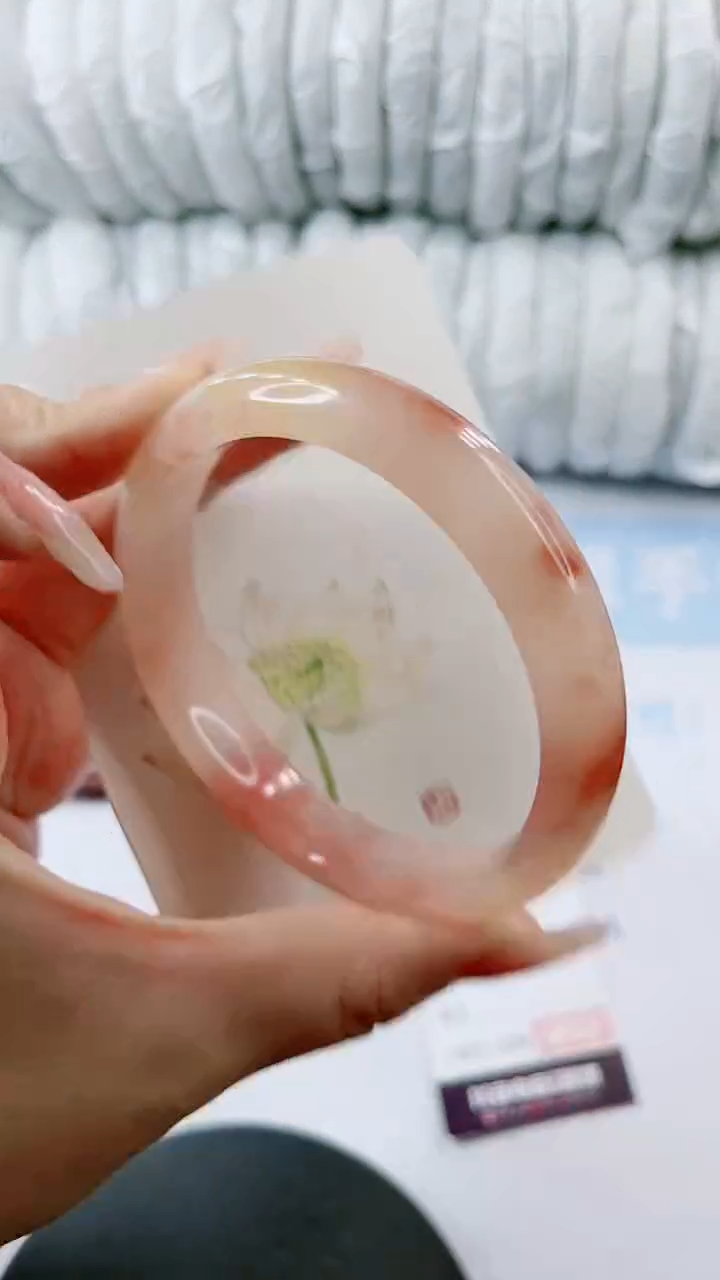 【闪购商品】石英质玉手镯未镶嵌0800122560-62多样性发货