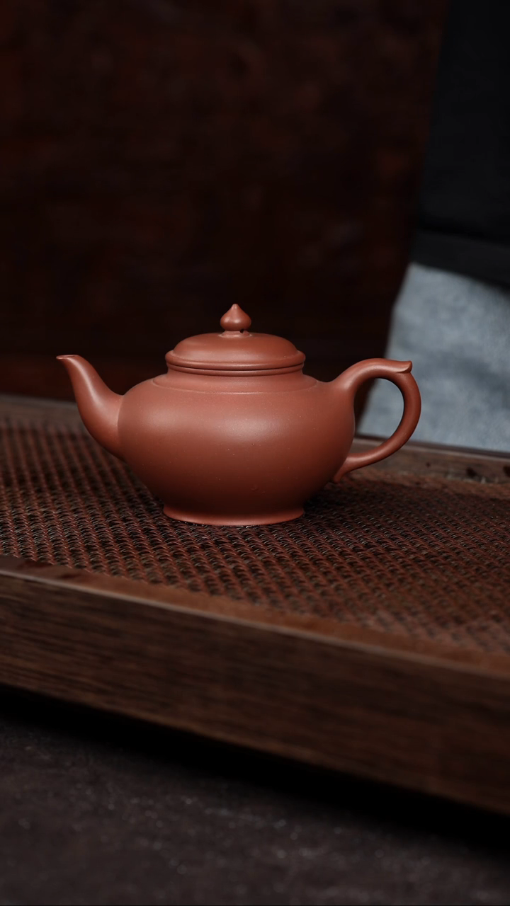 【闪购商品】紫砂茶壶底槽清笑樱【带矿标证书】