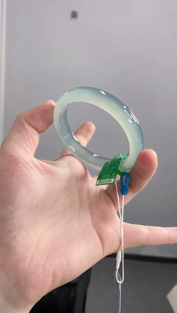 【闪购商品】玛瑙/玉髓手镯未镶嵌56圈