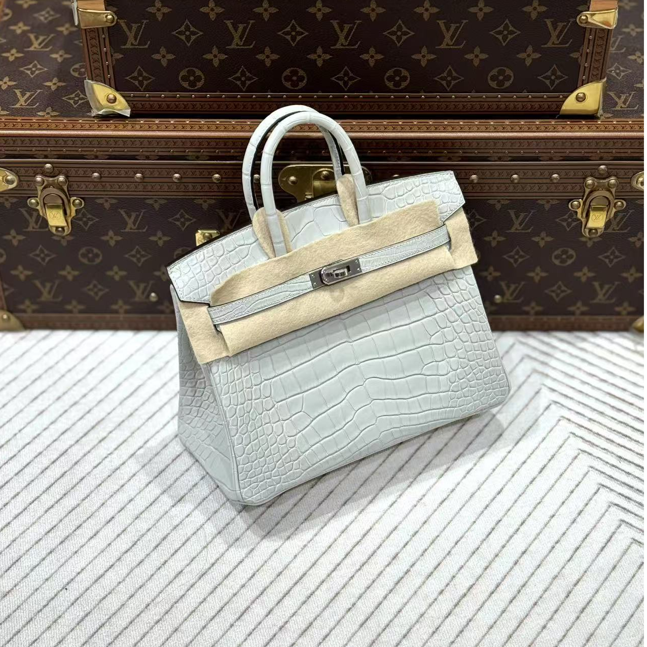 未使用 Hermes/爱马仕 lina爱马仕birkin25冰晶灰方块鳄鱼皮包