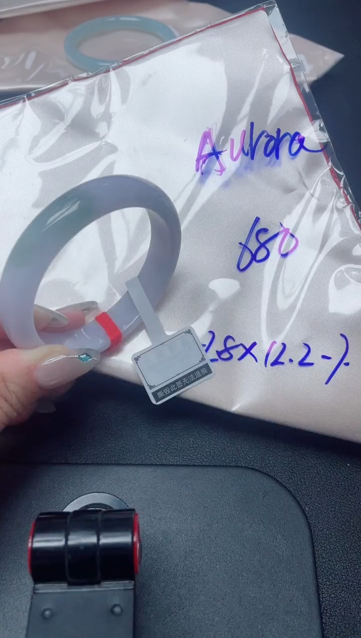 未镶嵌手镯翡翠A****。52/楠姐