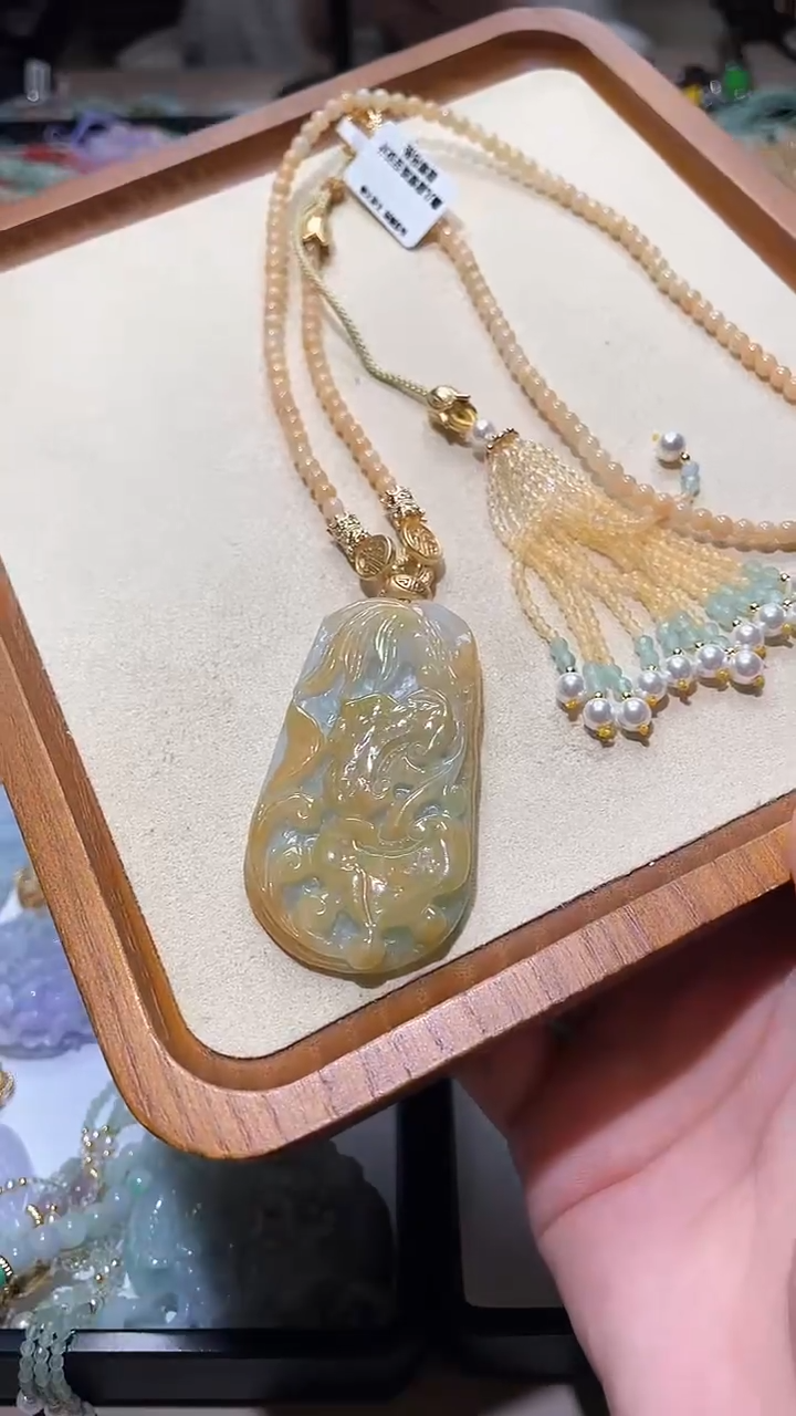 【闪购商品】翡翠颈饰未镶嵌吊坠