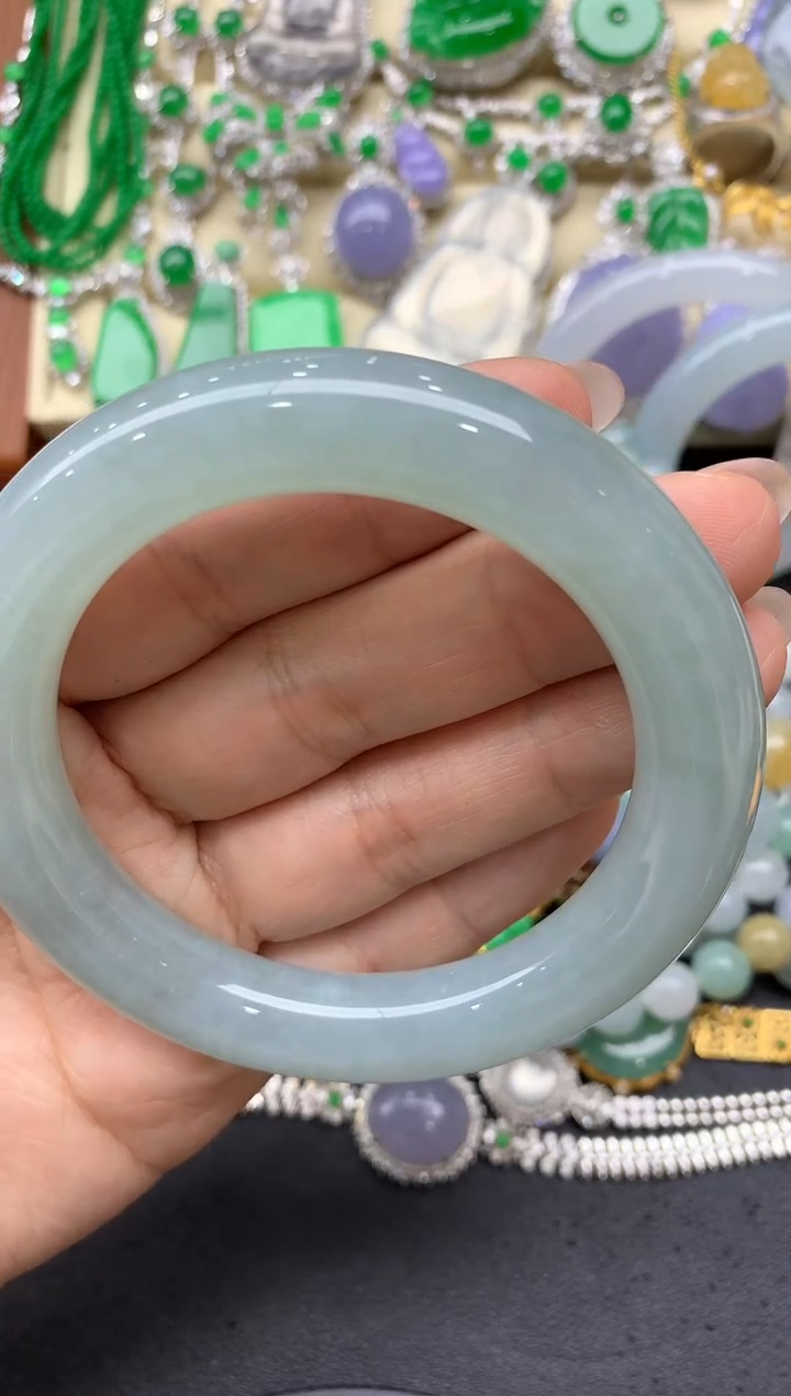 【闪购商品】翡翠手镯未镶嵌512中国好珍宝