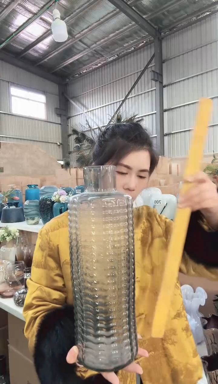 526直播玻璃花瓶dd 