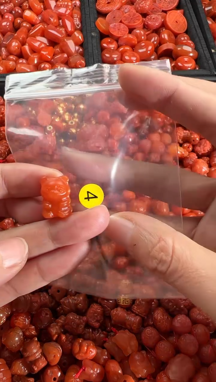 【闪购商品】南红玛瑙颈饰未镶嵌1