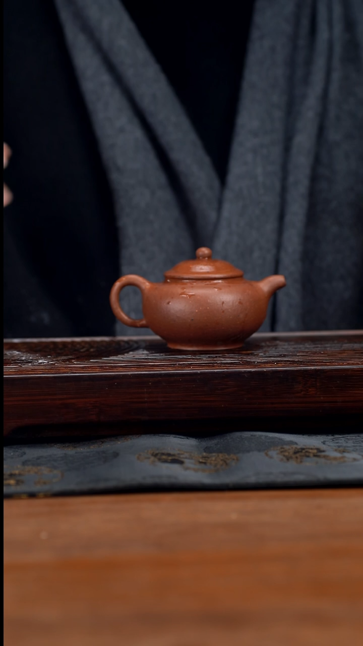 【闪购商品】紫砂茶壶150cc黄龙山原矿降坡泥潘壶2