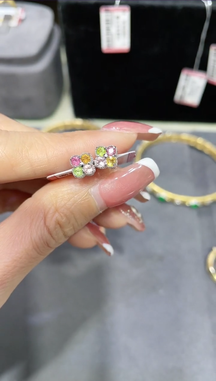 S925银镶嵌碧玺耳饰777