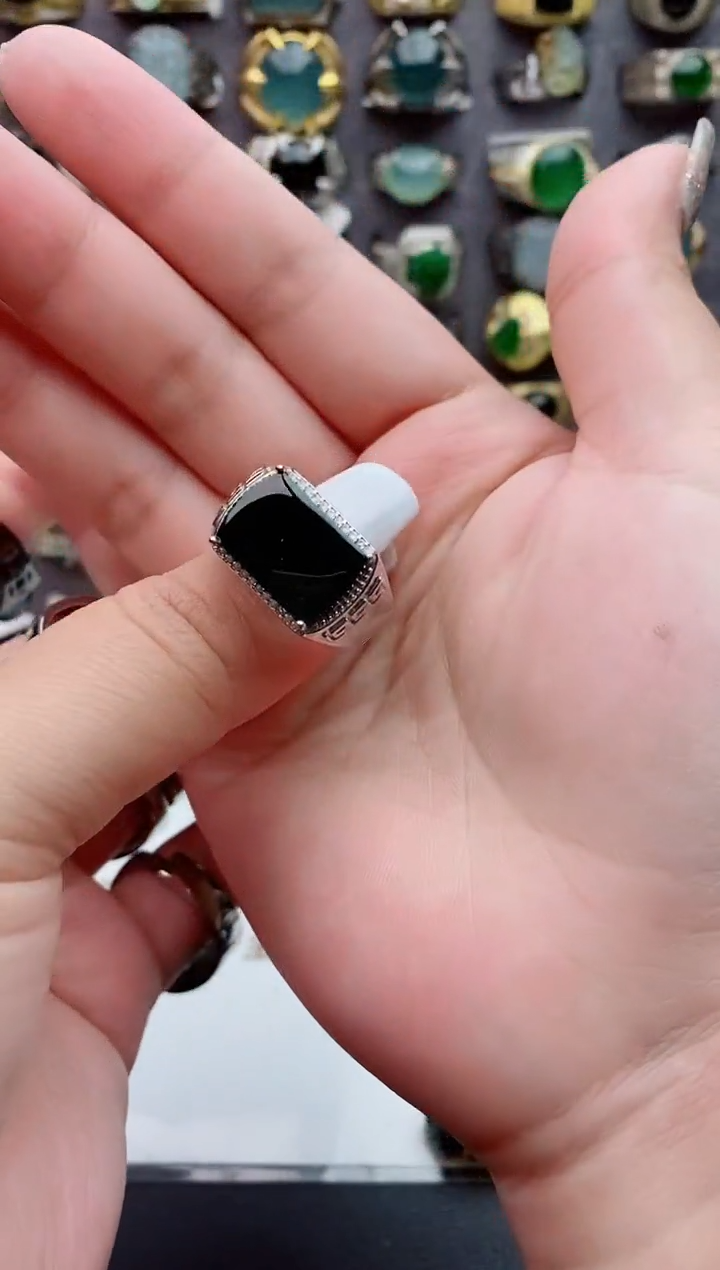 未镶嵌戒指翡翠琪*天然翡翠男戒