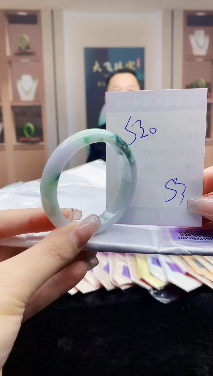 【闪购商品】翡翠手镯未镶嵌   H16-14