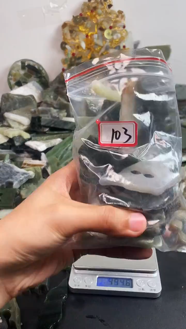 未镶嵌和田玉摆件103