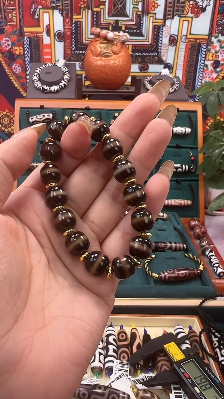 玛瑙/玉髓（覆膜）颈饰合金60（微瑕）