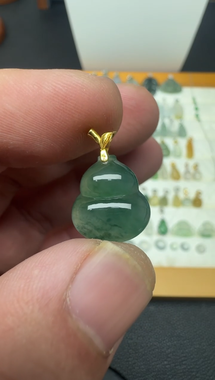 颈饰18K金镶嵌翡翠（19号）纯天然A货缅甸翡翠 锁骨吊坠