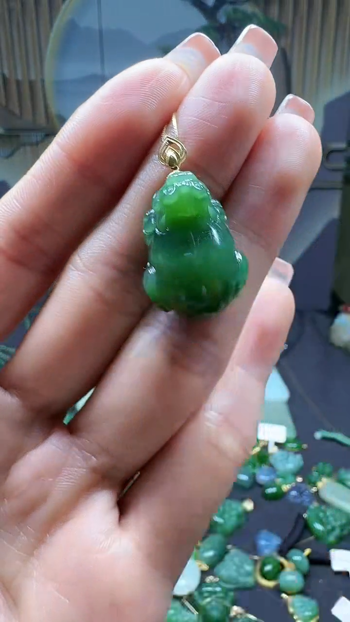 【闪购商品】和田玉挂件18K金镶嵌1