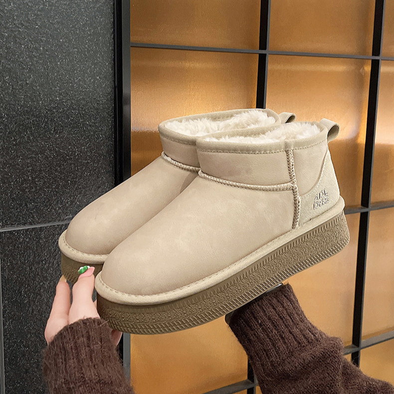 2025冬季新款女鞋时尚雪地靴防水防滑加绒保暖中跟短筒6099